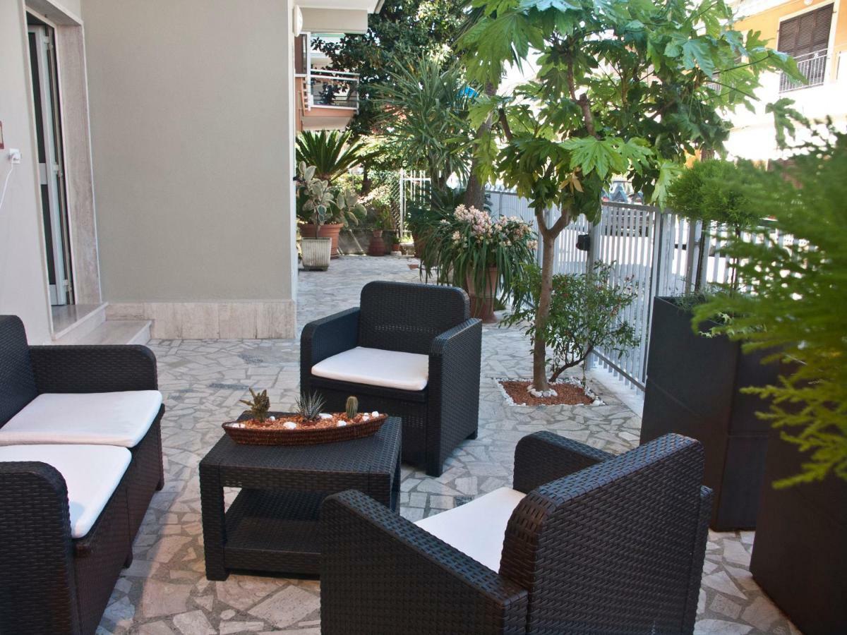 ألبا أدرياتيكا Alba D'Abruzzo Bed And Breakfast المظهر الخارجي الصورة